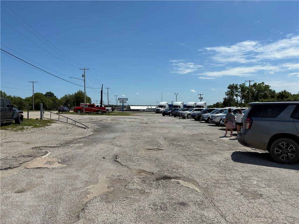 2704 N State Route 291 Hw, Harrisonville, MO 64701