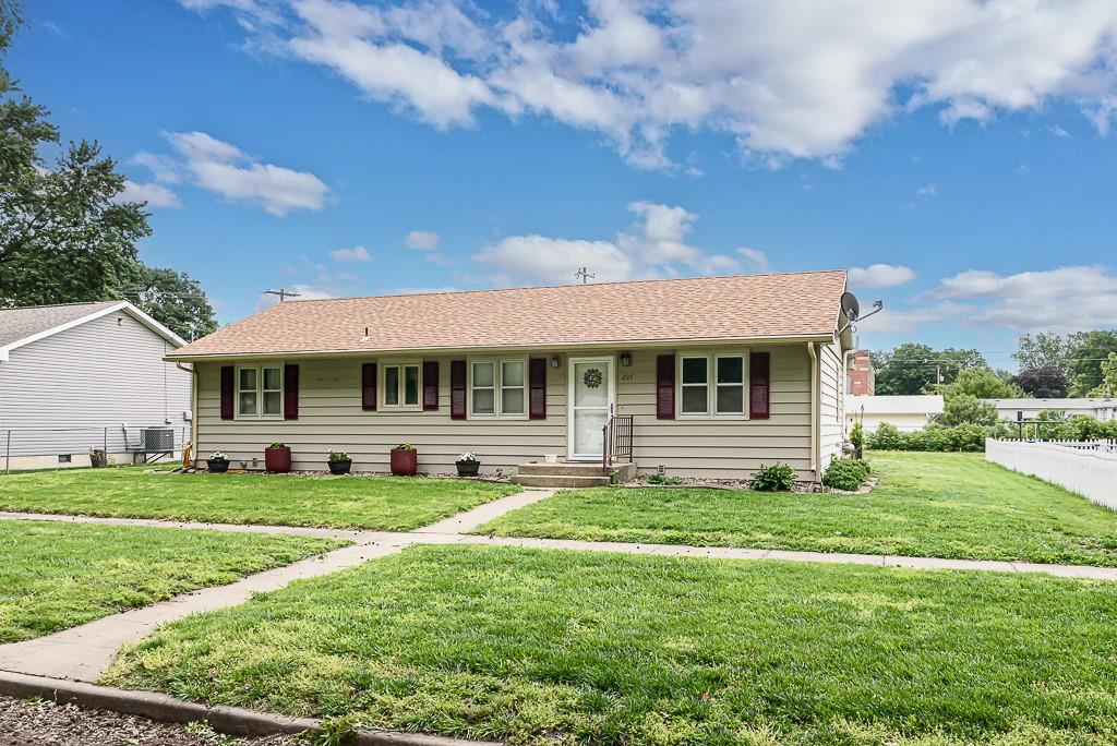 207 Main St, Perry, KS 66073