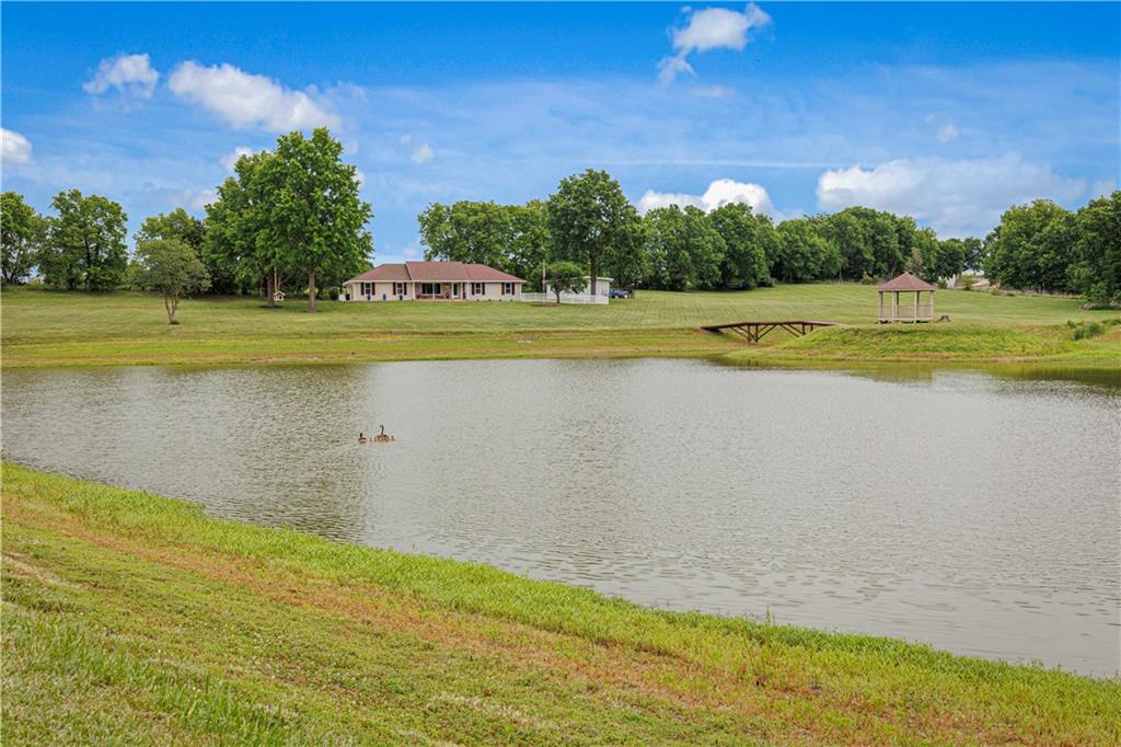 17323 Landmark Dr, Holt, MO 64048