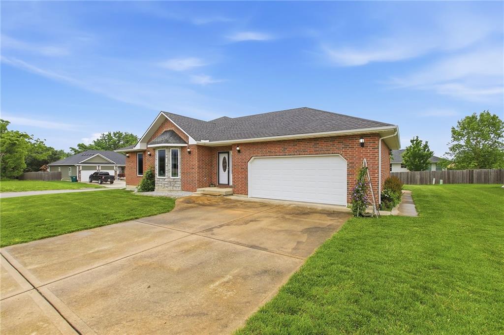201 S Wilson St, Archie, MO 64725