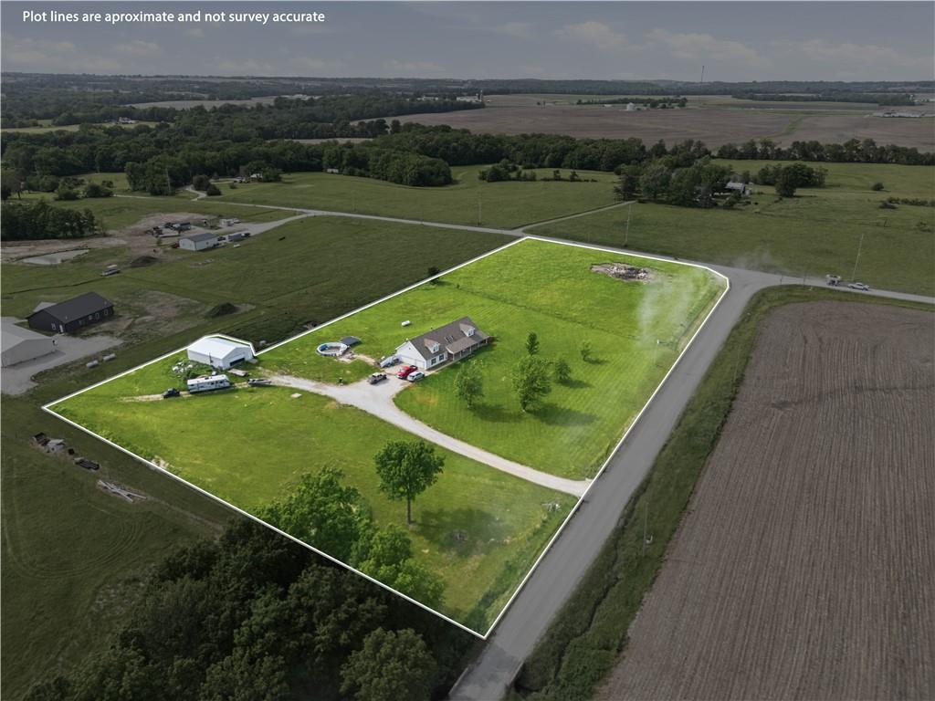 11449 Starr School Rd, Odessa, MO 64076