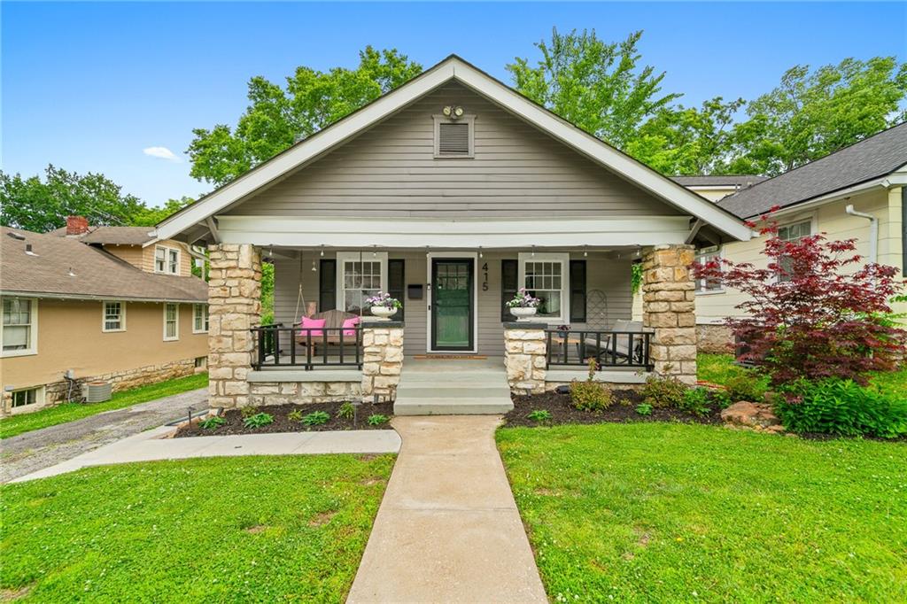 415 E 61st St, Kansas City, MO 64110