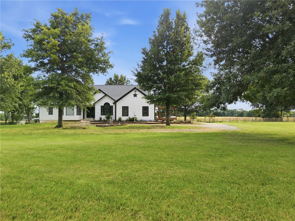 31700 Osawatomie Rd, Paola, KS 66071