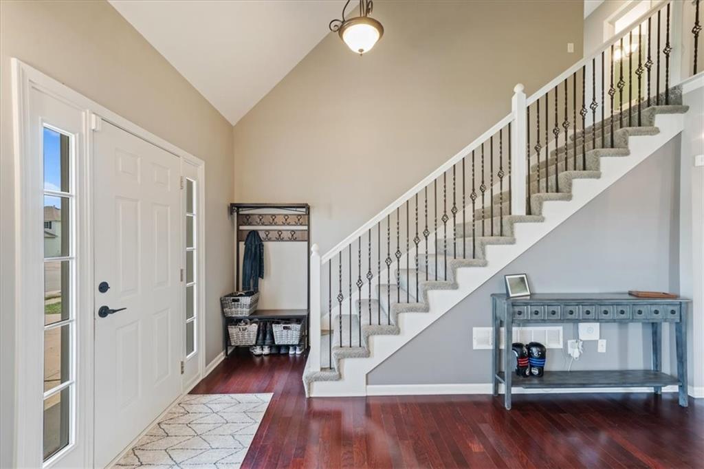 1000 Quartz St, Louisburg, KS 66053