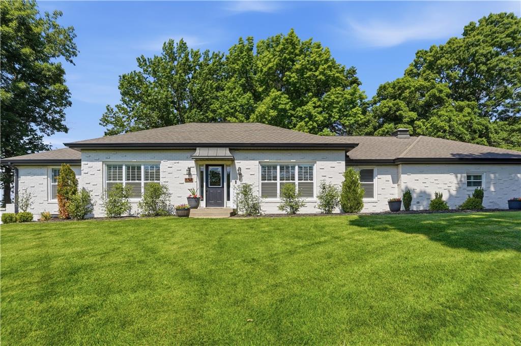 850 NW Valley Ln, Riverside, MO 64150