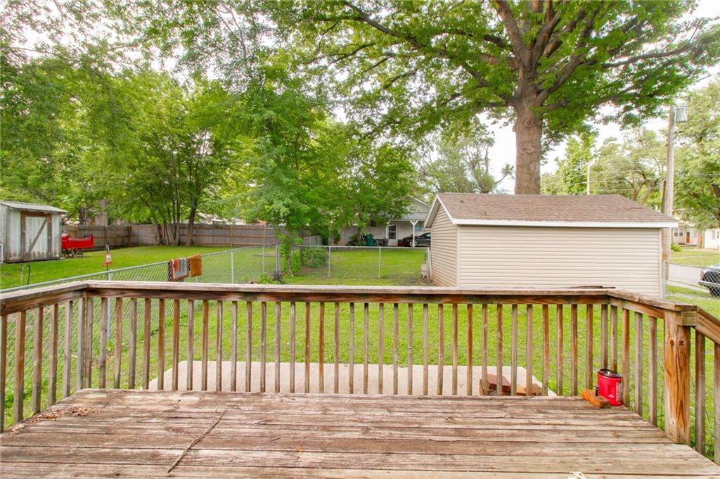 617 E Franklin St, Clinton, MO 64735