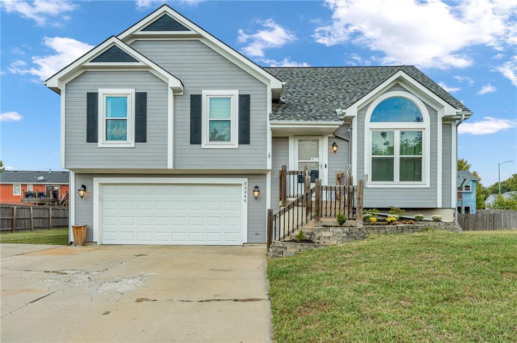 33046 W 88th Ter, De Soto, KS 66018