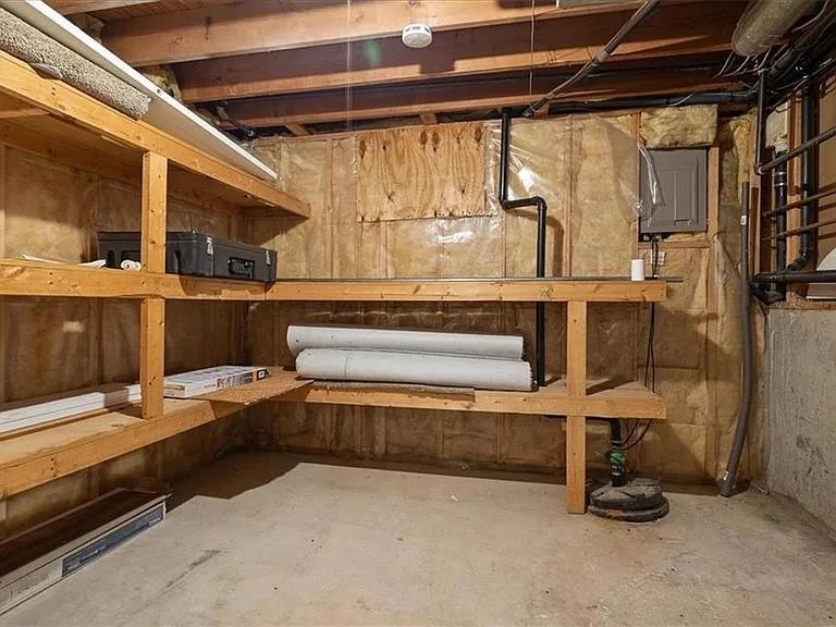 8323 W 120 Ter, Overland Park, KS 66213