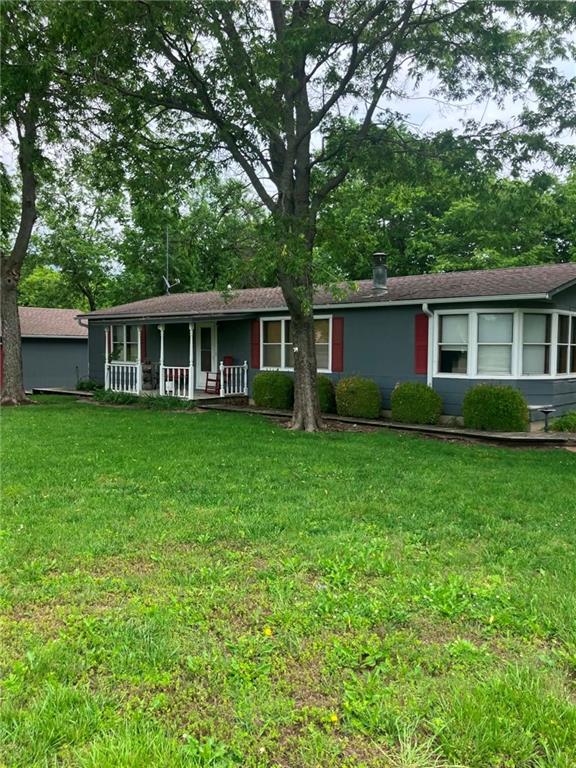 70 N Eagle Ln, Mound City, KS 66056