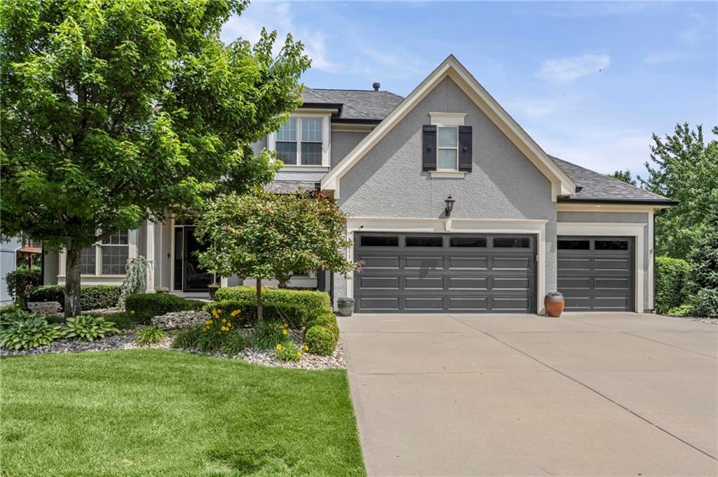 5211 Kenton St, Shawnee, KS 66226