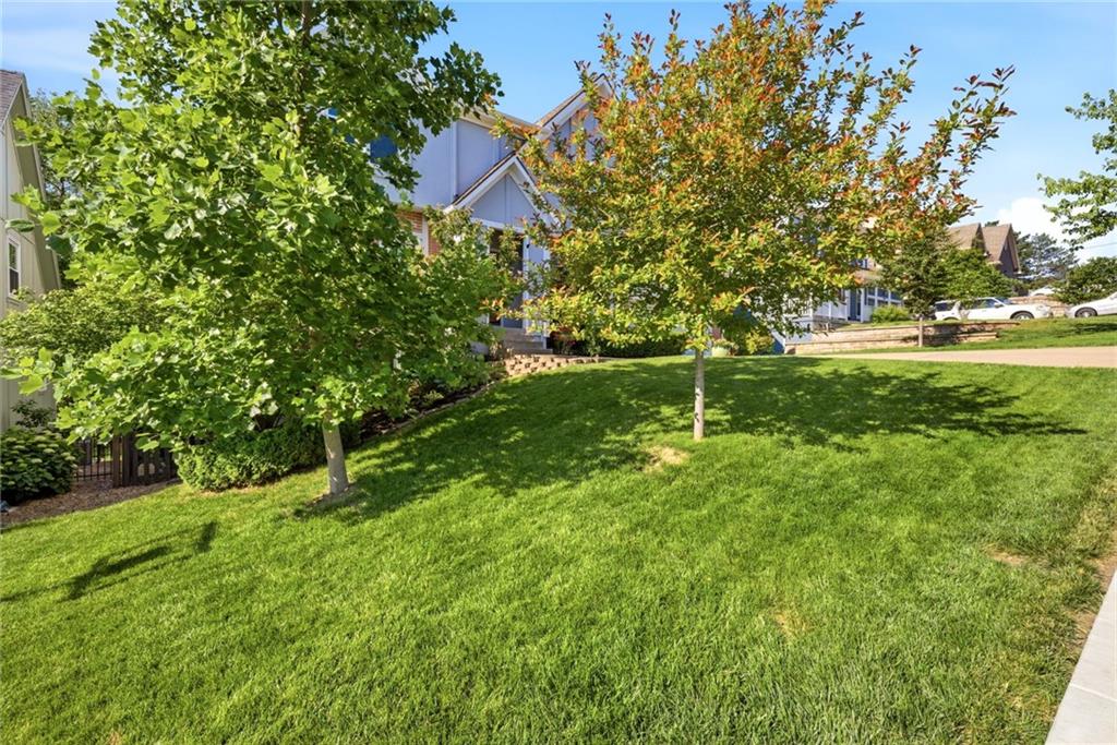15013 W 77th Ter, Lenexa, KS 66216