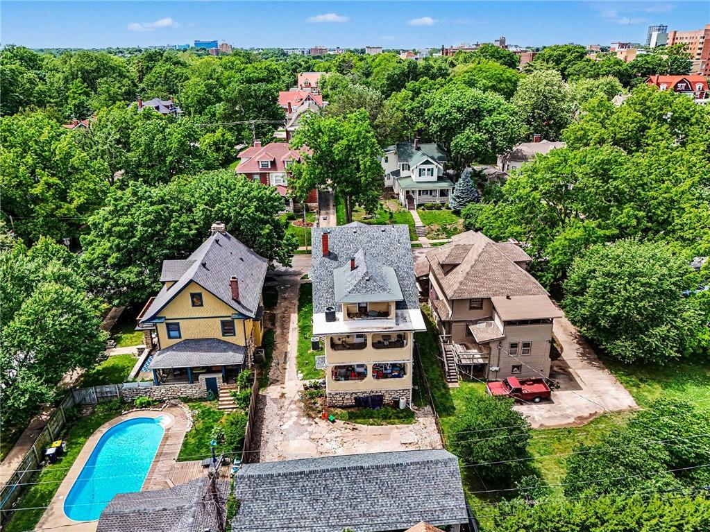 3537 Campbell St, Kansas City, MO 64109