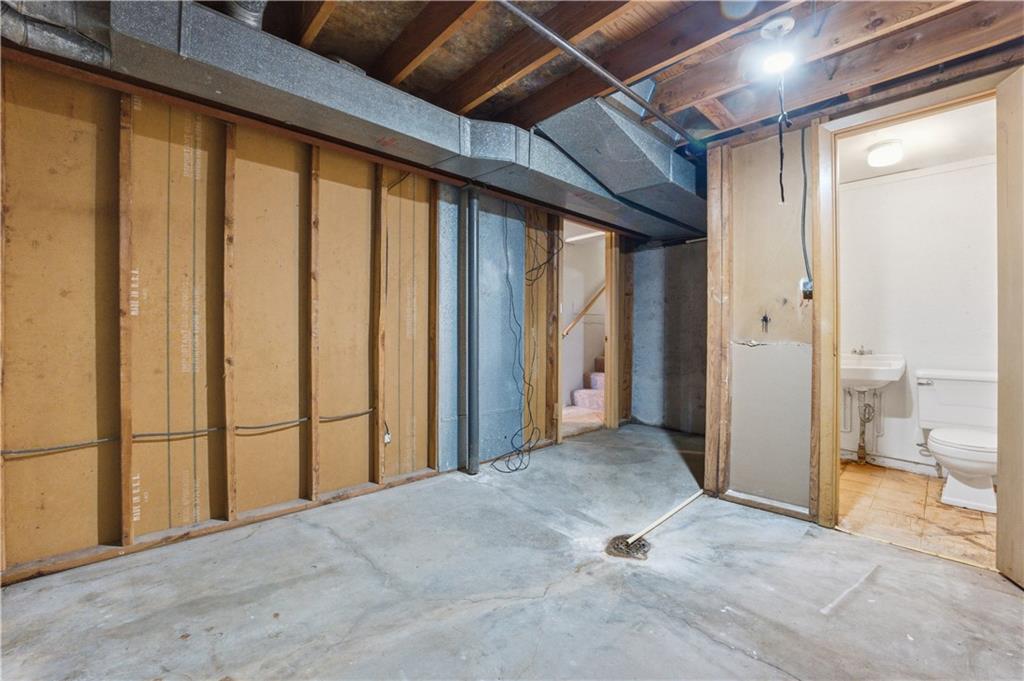7514 N Virginia Ave, Gladstone, MO 64118