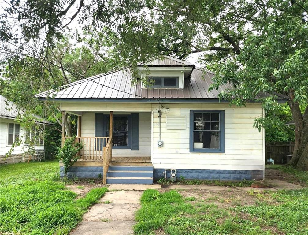 305 E Forest St, Girard, KS 66743
