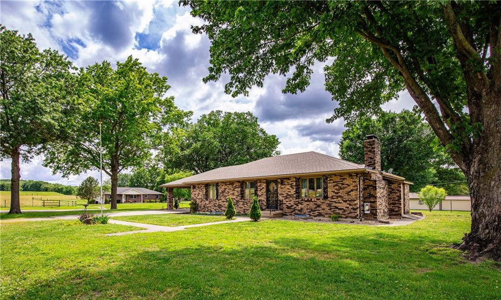 314 S 3rd St, Mound City, KS 66056