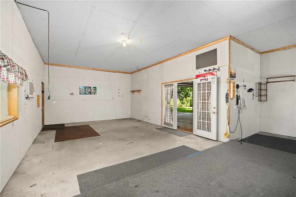 705 E Price Ave, Savannah, MO 64485