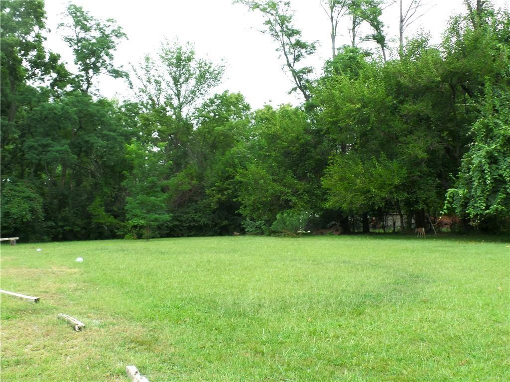 13408 Parker Ave, Grandview, MO 64030