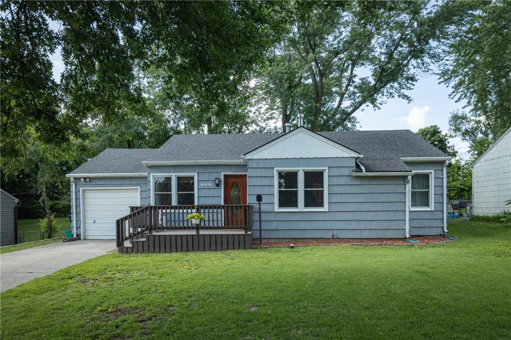 710 Broad St, Warrensburg, MO 64093