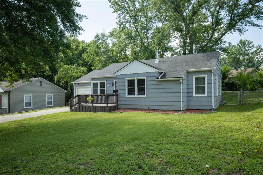 710 Broad St, Warrensburg, MO 64093
