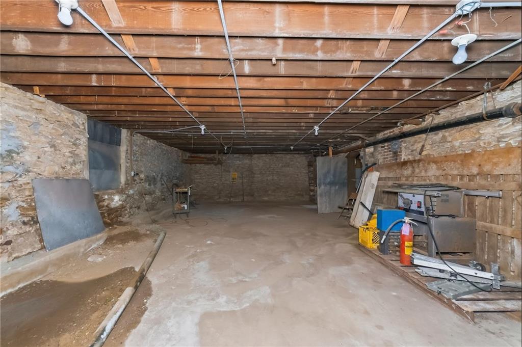 1621 N 25th St, Kansas City, KS 66102