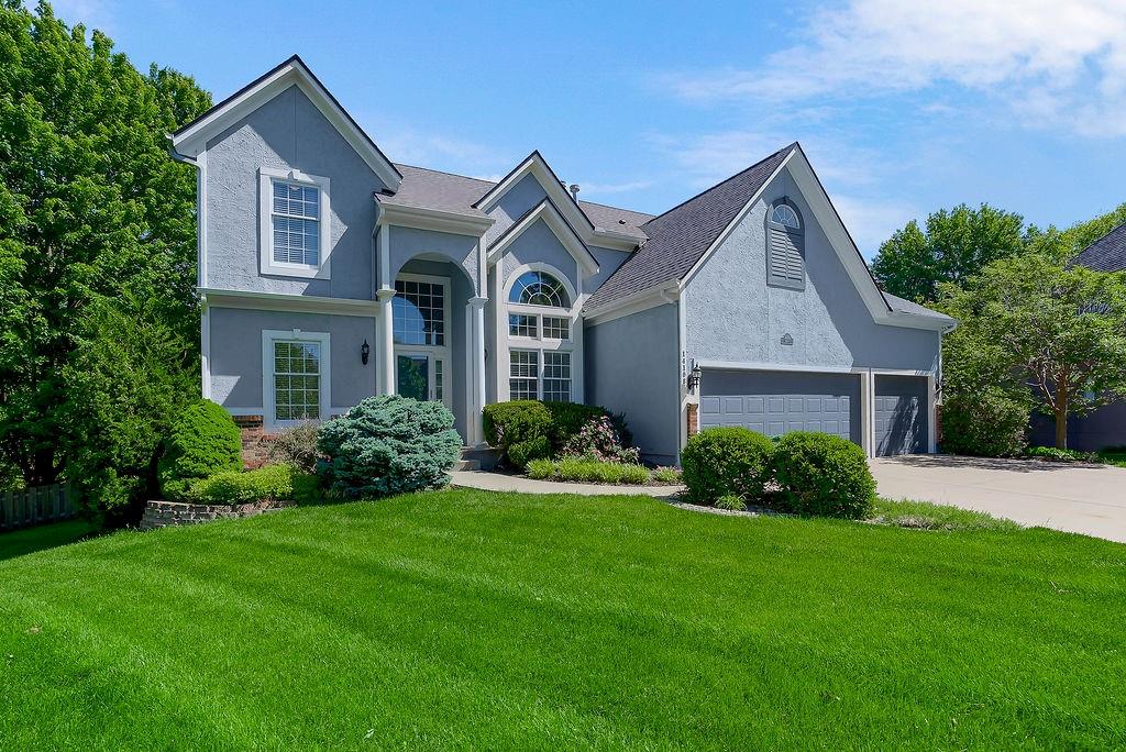 14108 Hadley St, Overland Park, KS 66223