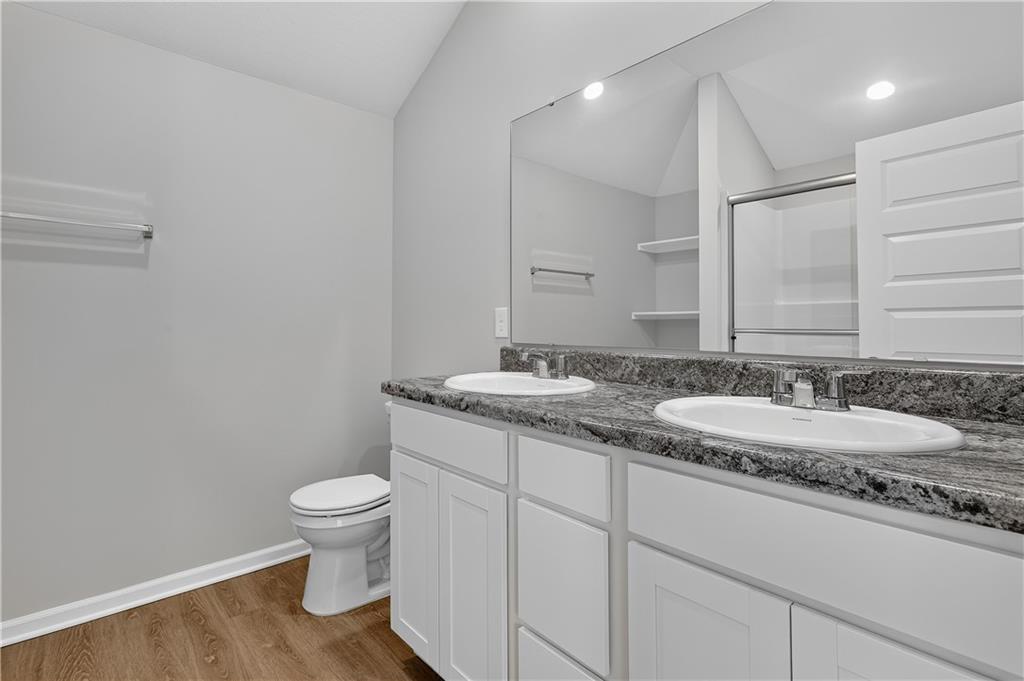 588 W Bluebird St, Gardner, KS 66030