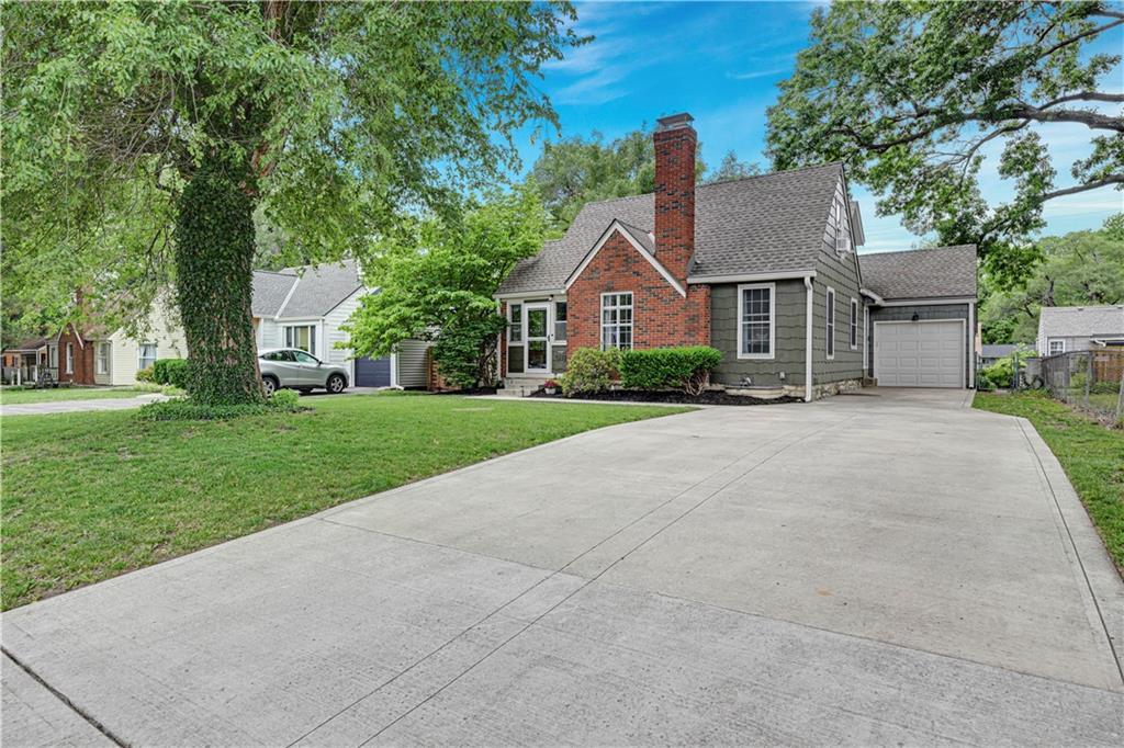 5232 Roe Blvd, Roeland Park, KS 66205