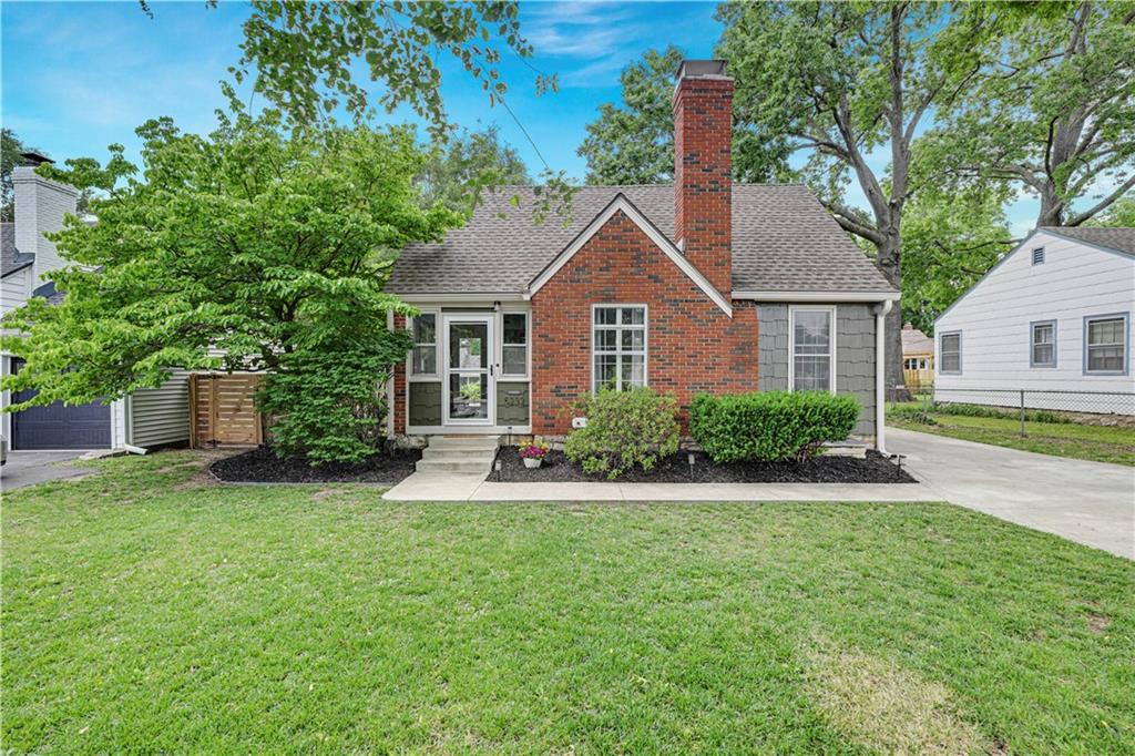 5232 Roe Blvd, Roeland Park, KS 66205