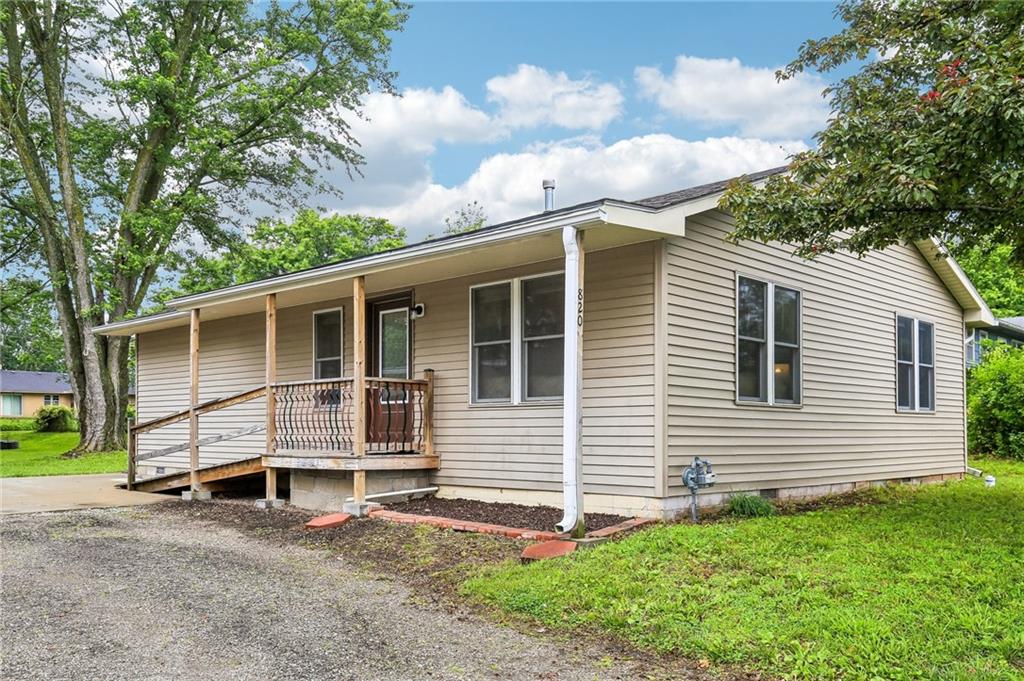 820 E Gay St, Warrensburg, MO 64093