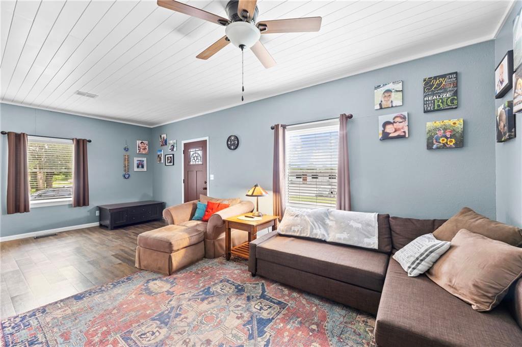 623 Walnut St, Wellsville, KS 66092