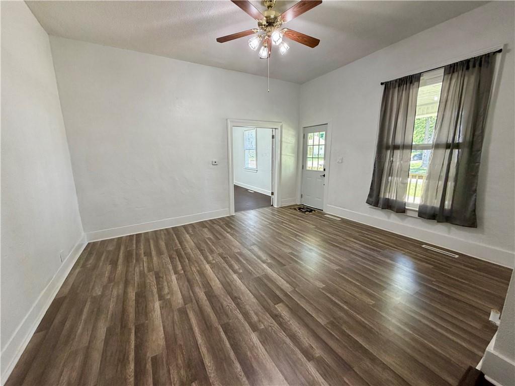 313 W Harrison St, Butler, MO 64730