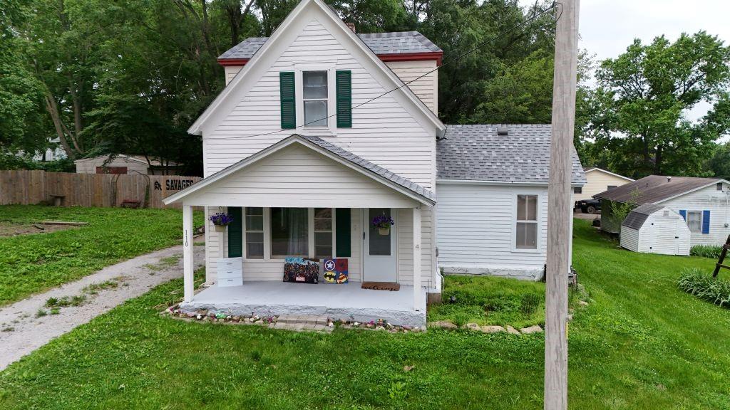 110 W Benton St, Savannah, MO 64485