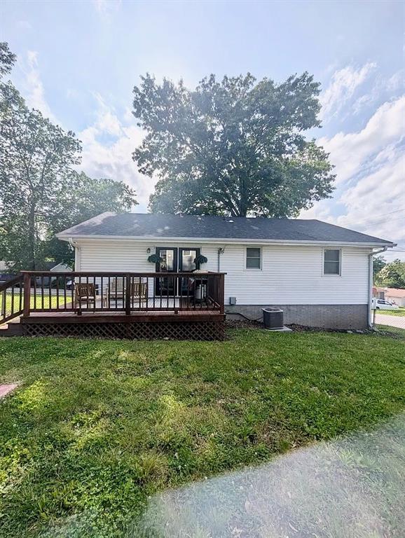 218 N Hale St, Carrollton, MO 64633