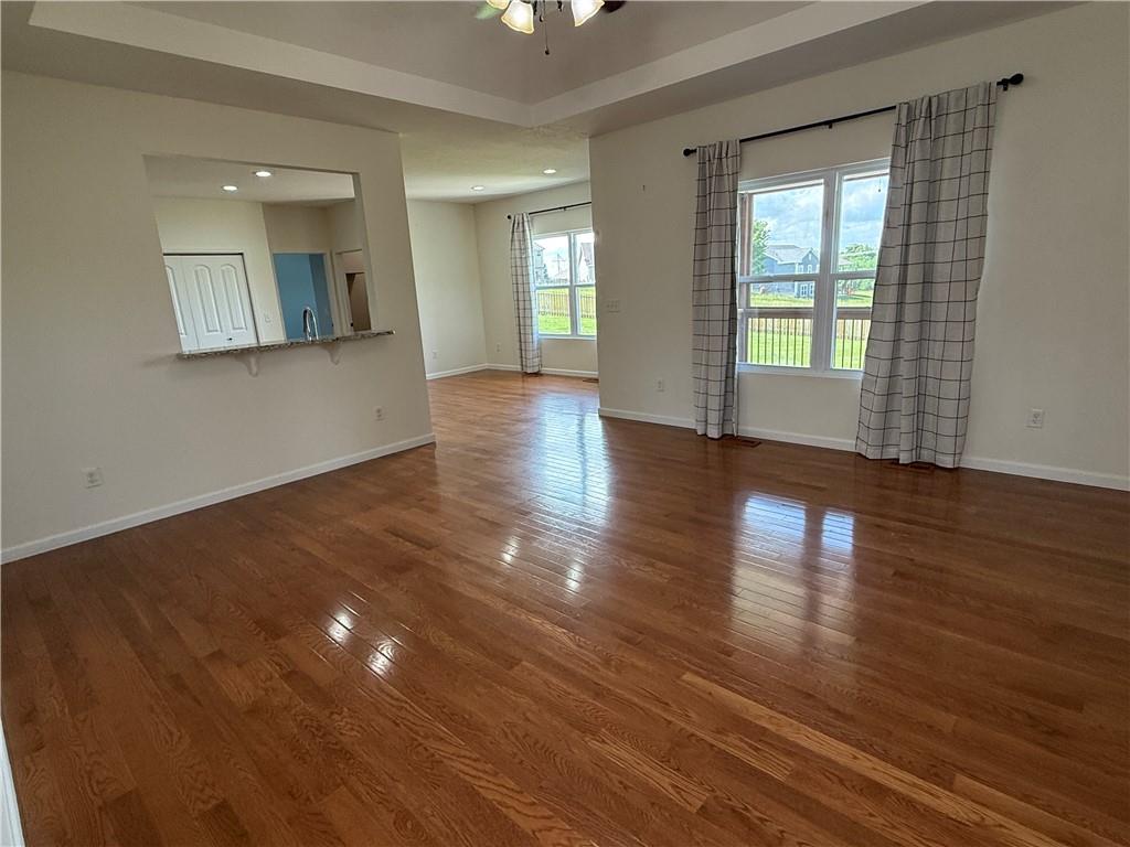19246 Cherokee Ct, St Joseph, MO 64505