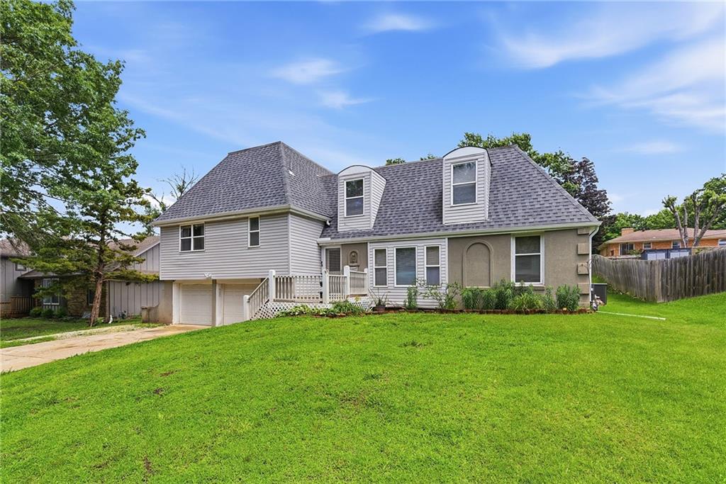 13013 Corrington Ave, Grandview, MO 64030