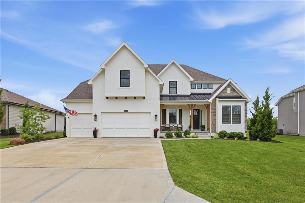 14798 S Parkhill St, Olathe, KS 66062