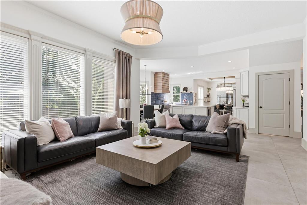 14603 Floyd St, Overland Park, KS 66223
