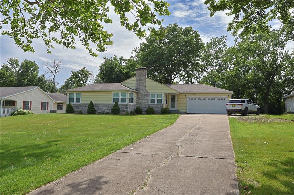 822 Sunset Ave, Chillicothe, MO 64601