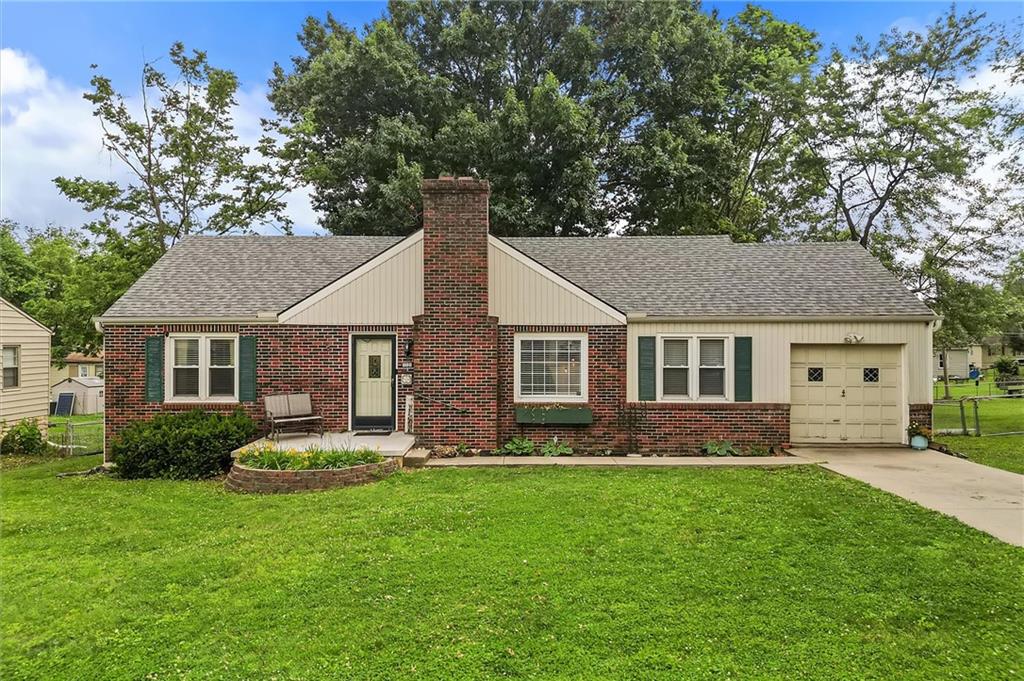 111 Northview Dr, Excelsior Springs, MO 64024