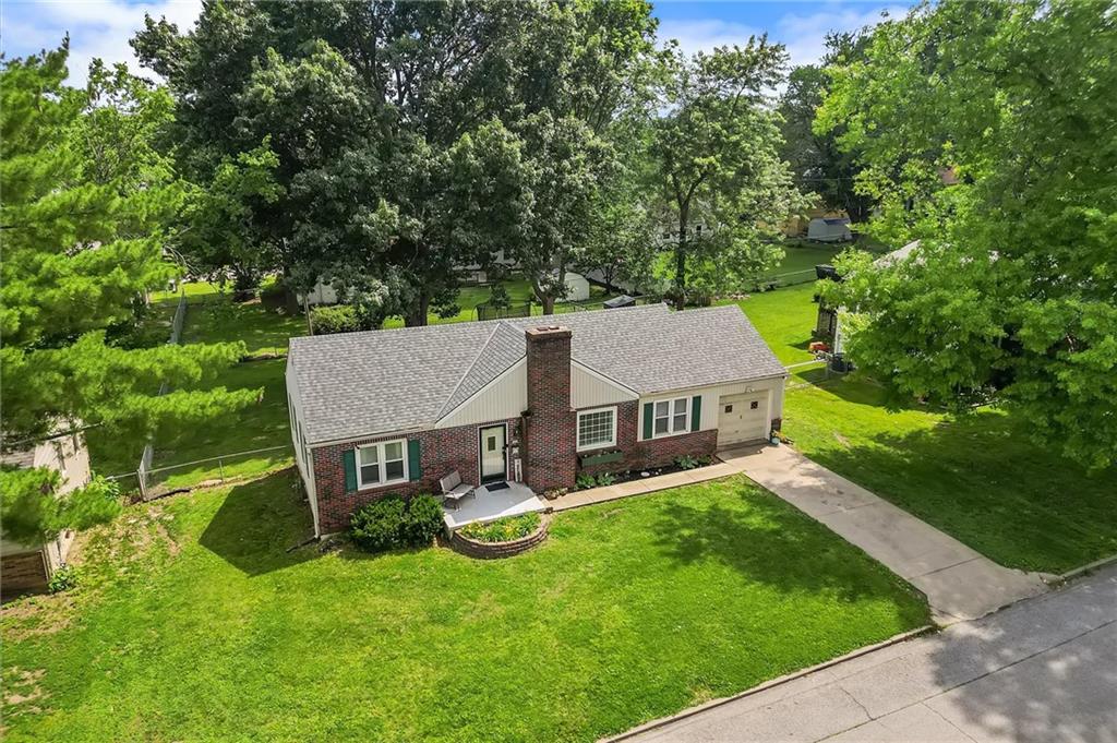111 Northview Dr, Excelsior Springs, MO 64024