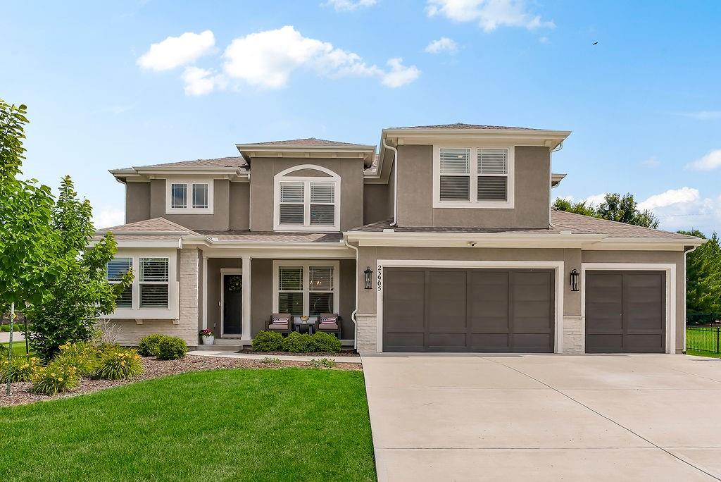23905 W 70th Ter, Shawnee, KS 66226