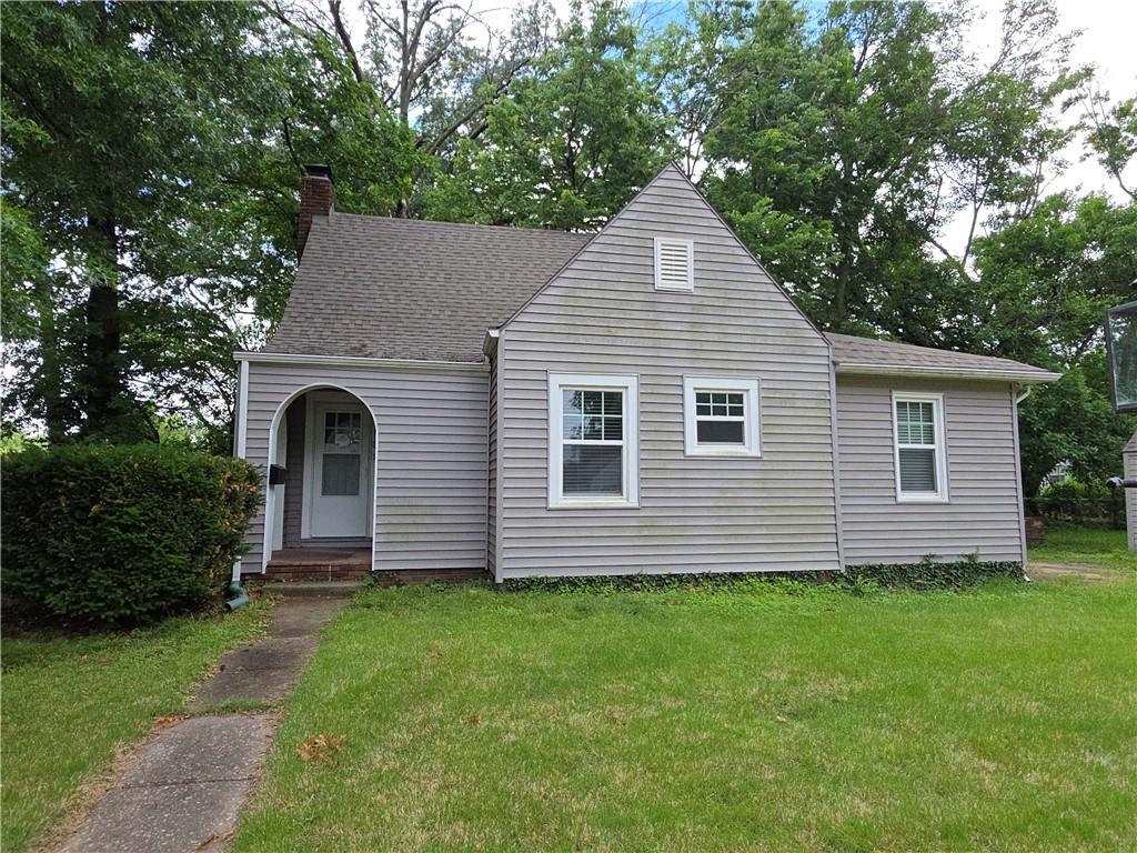 1101 SW Billard Ave, Topeka, KS 66604