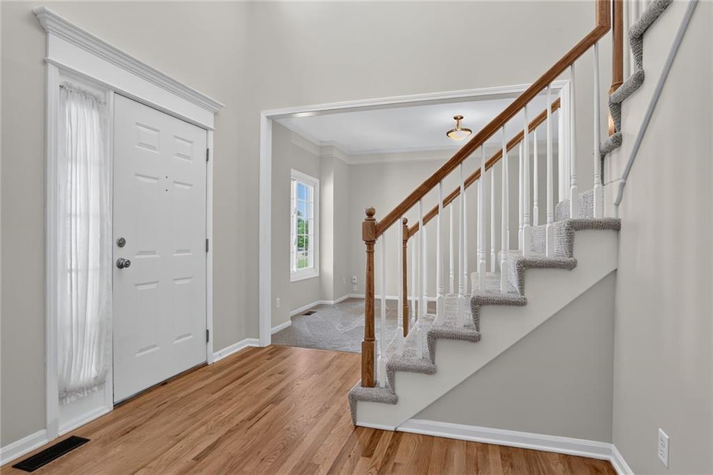 6695 NW Nevada Ave, Parkville, MO 64152