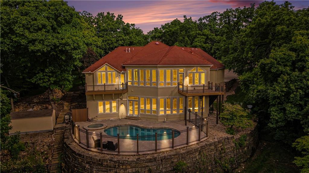2210 SW Opossum Hollow Rd, Blue Springs, MO 64015