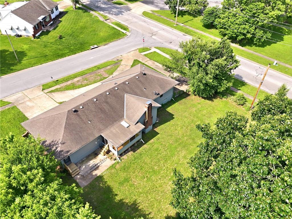 7400 E 126th St, Grandview, MO 64030