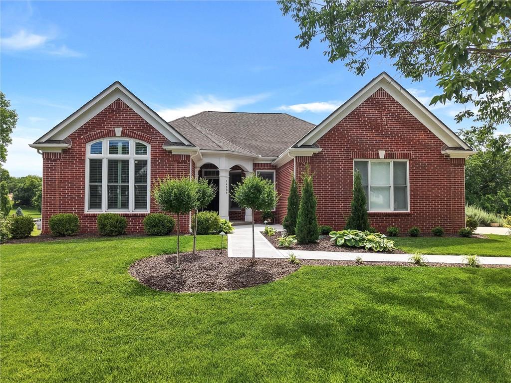 14509 Howe Dr, Leawood, KS 66224
