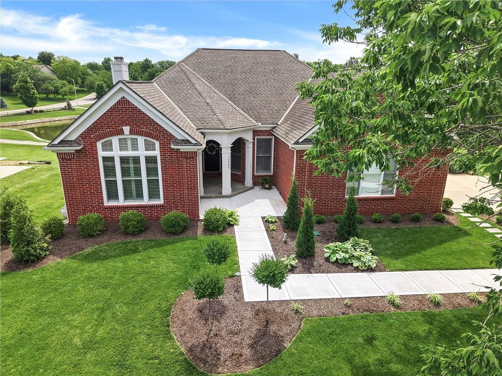 14509 Howe Dr, Leawood, KS 66224