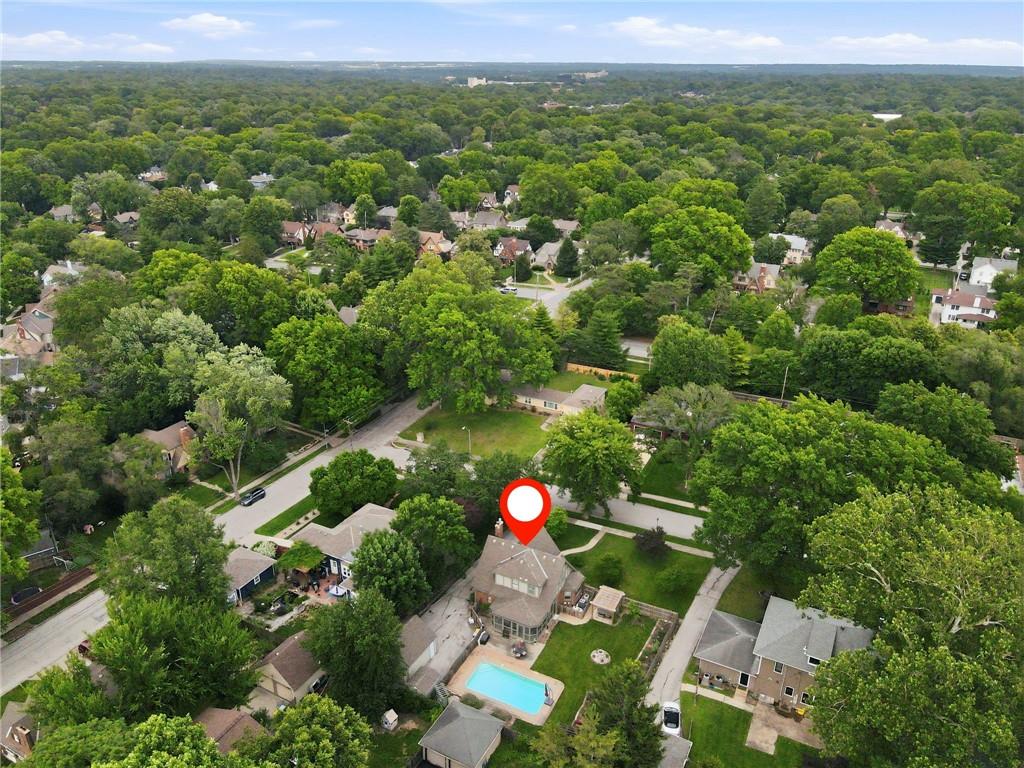 7310 Mercier St, Kansas City, MO 64114