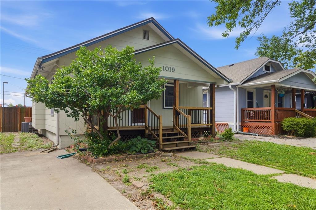 1019 E 21st Ave, North Kansas City, MO 64116