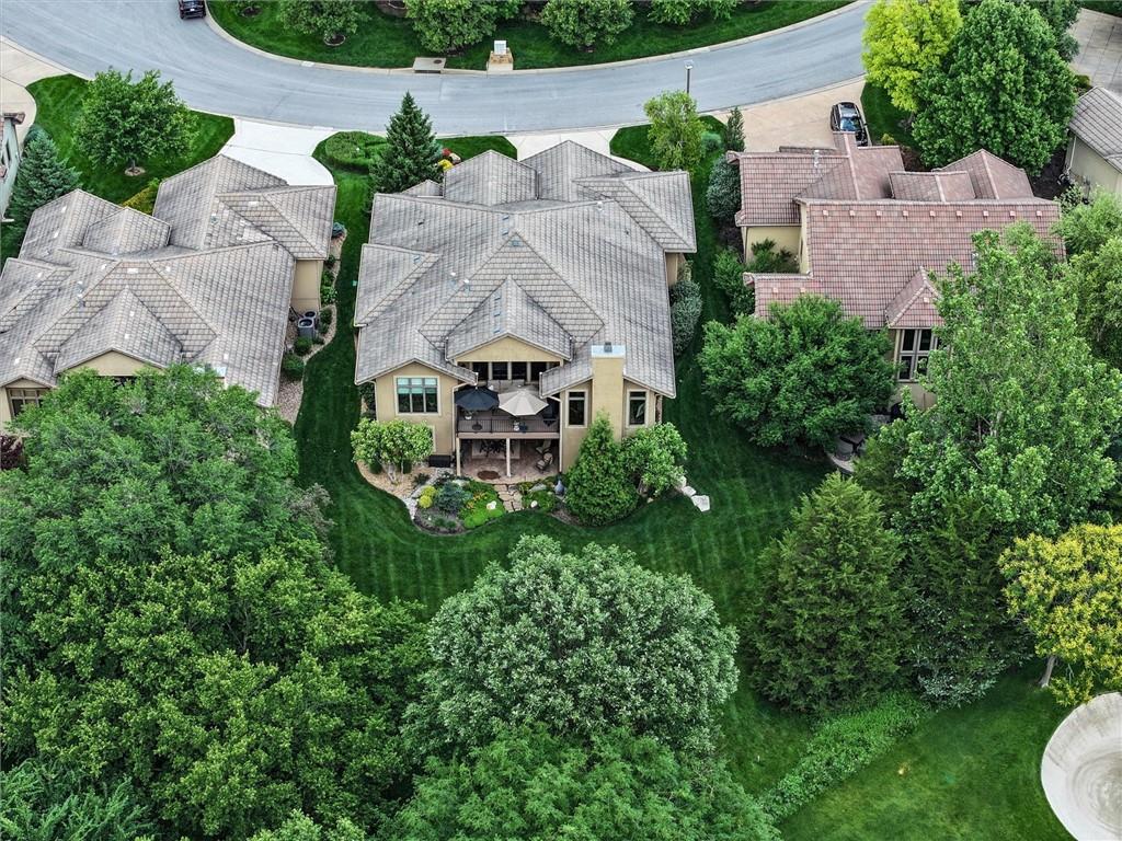 26675 W 100th Pl, Olathe, KS 66061
